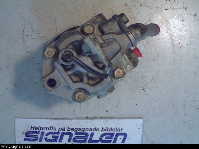 Subaru IMPREZA II  06-07 Servo Pumpe