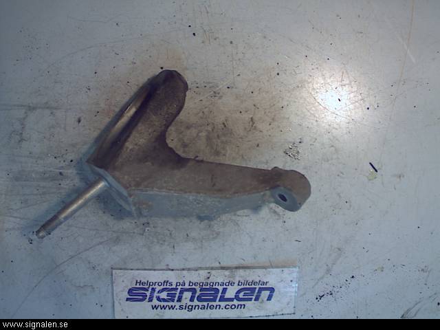 Saab 9-5     06-10 Motor Feste Stål-Alu