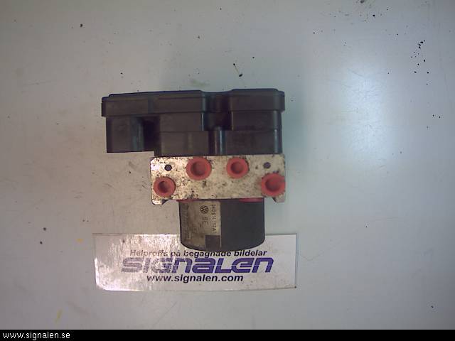 Volkswagen VW CADDY      04-10 Abs Hydraulikkaggregat