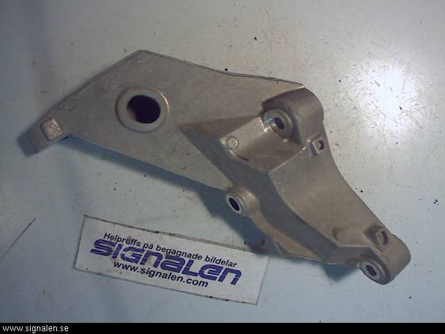 Saab 9-5     06-10 Motor Feste Stål-Alu