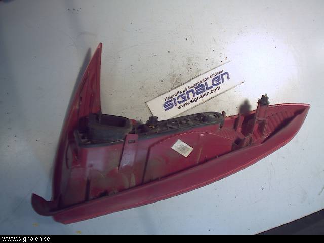Peugeot 206 98-09 Baklykt Høyre