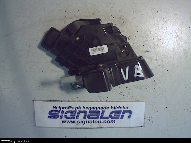 Ford FOCUS     04-07 Dørlås - Låsekasse