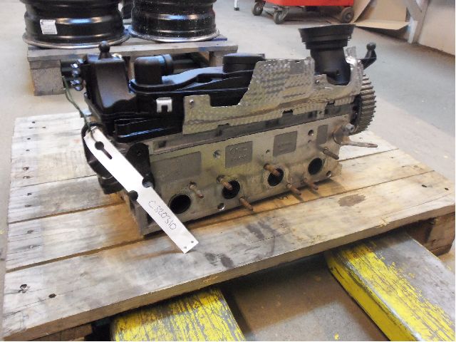 Volkswagen VW PASSAT 05-11 Topplokk Diesel