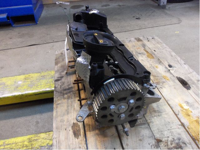 Volkswagen VW PASSAT 05-11 Topplokk Diesel