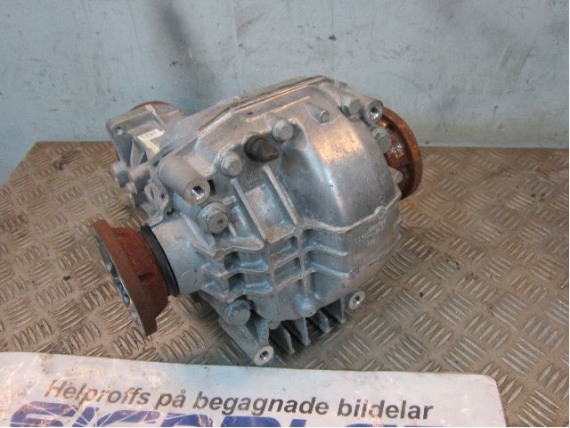 Audi A4/S4 08-11 Bakaksel Kardang Bak -Diff