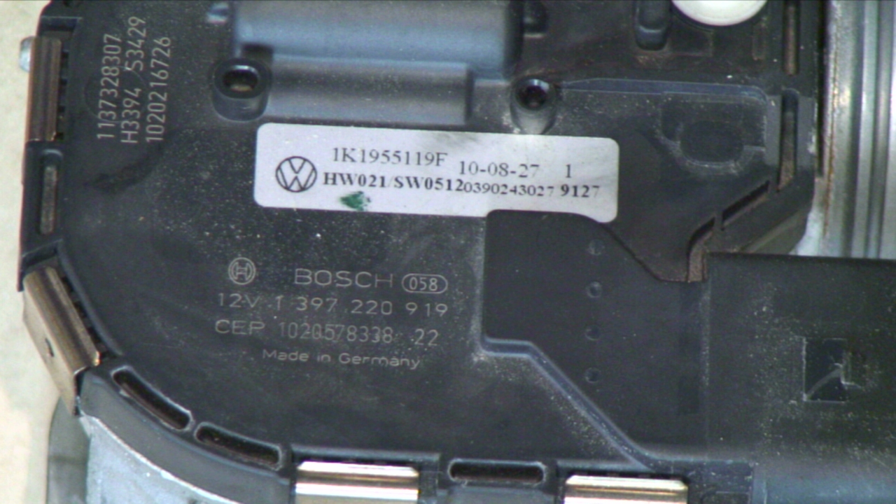 Volkswagen VW GOLF VI 09-13 Viskermotor Frontrute