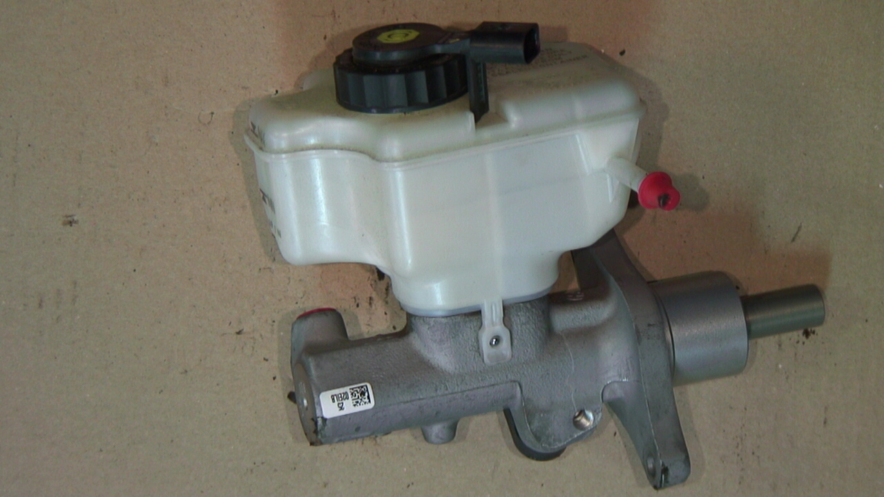 Volkswagen VW GOLF VI 09-13 Brems Hovedsylinder