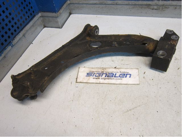 Volkswagen VW GOLF PLUS/CROSS GOLF 04-14 Bærearm Foran Høyre Nedre