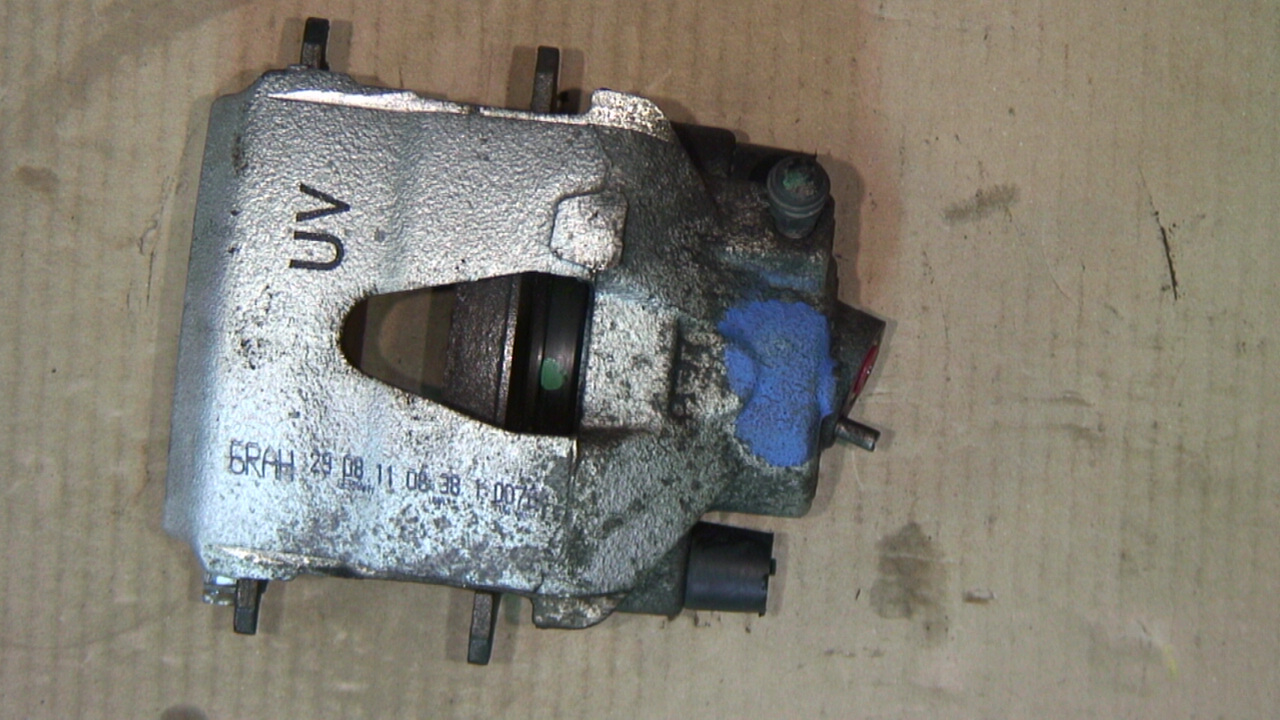 Skoda FABIA 07-14 Bremsecaliper Foran Høyre