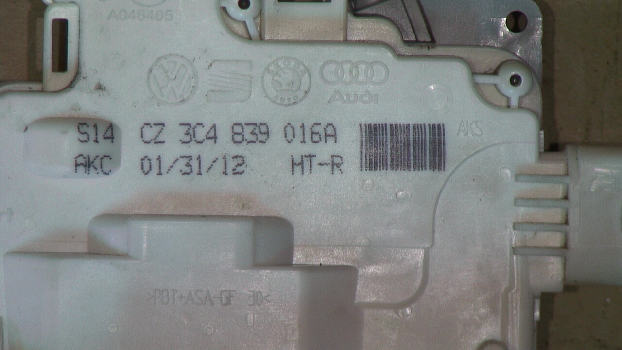 Volkswagen VW PASSAT 11-14 Dørlås - Låsekasse