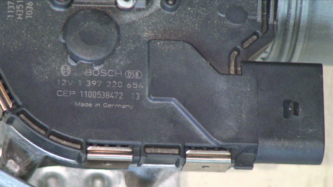 Seat LEON 06-12 Viskermotor Frontrute