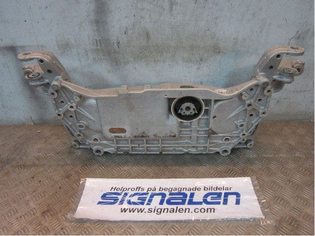Volkswagen VW SCIROCCO 09-17 Forstillingsbjelke(Tvergående)