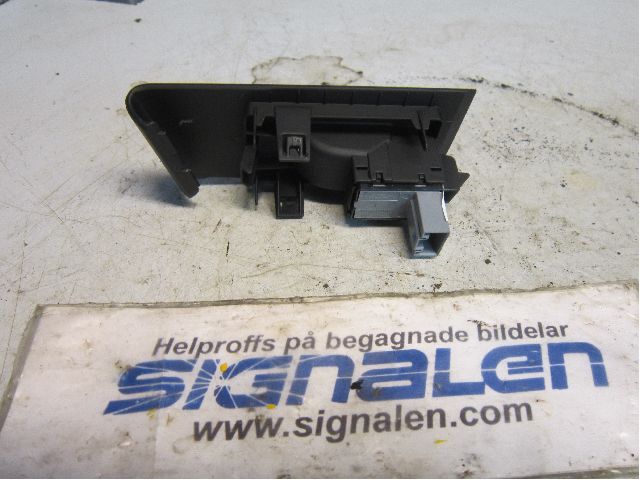 Volkswagen VW PASSAT 11-14 Bryter Vindusheis
