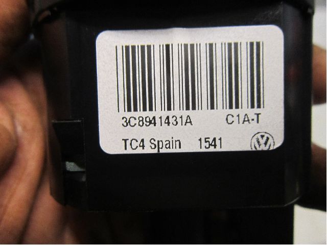 Volkswagen VW PASSAT 11-14 Bryter Hovedlys