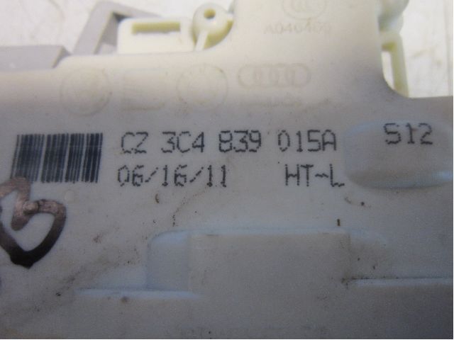Volkswagen VW PASSAT 11-14 Dørlås - Låsekasse