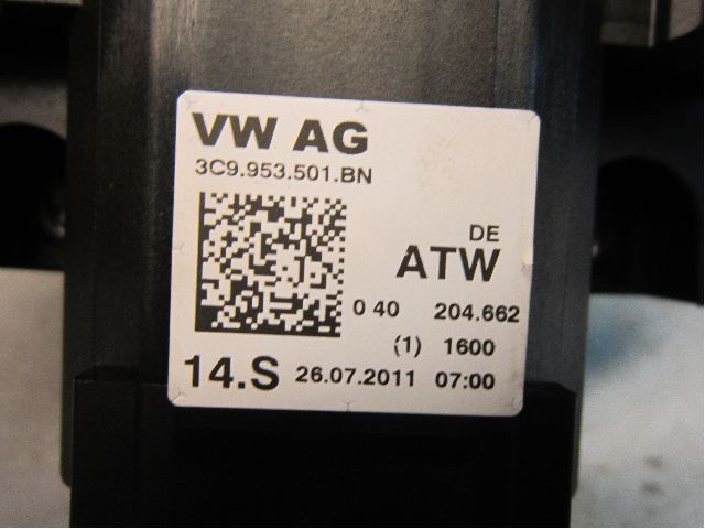 Volkswagen VW PASSAT 11-14 Bryter Ratt Kombi H Og V