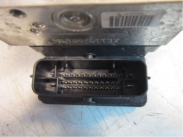 Volkswagen VW PASSAT 11-14 Abs Hydraulikkaggregat