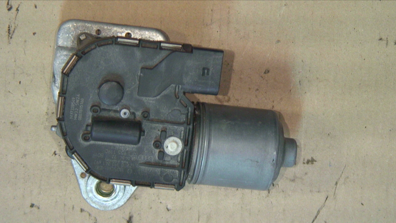 Audi A6/S6     05-11 Viskermotor Frontrute