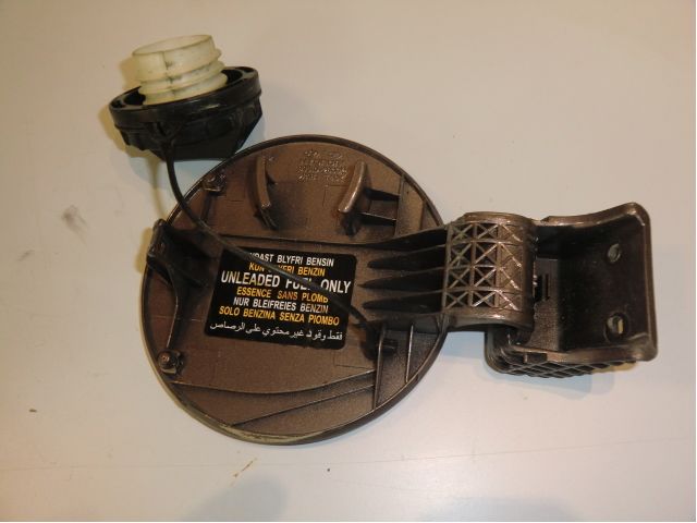 Hyundai SANTA FE  00-06 Drivstoff Tankluke