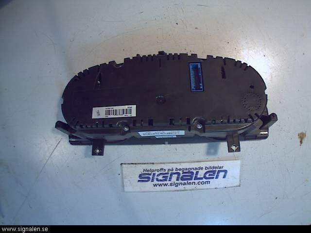 Volkswagen VW PASSAT 05-11 Instr Kombinert