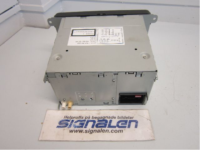 Volkswagen VW CADDY      04-10 Stereo Radio