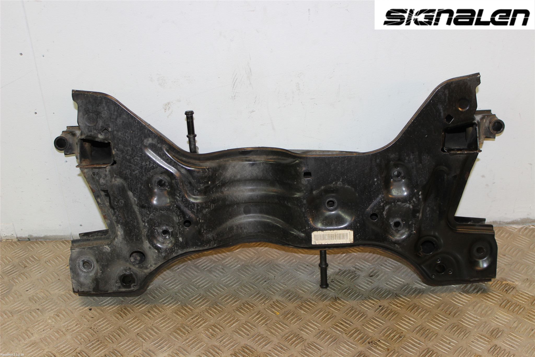 Volkswagen VW POLO 10-17 Forstillingsbjelke(Tvergående)