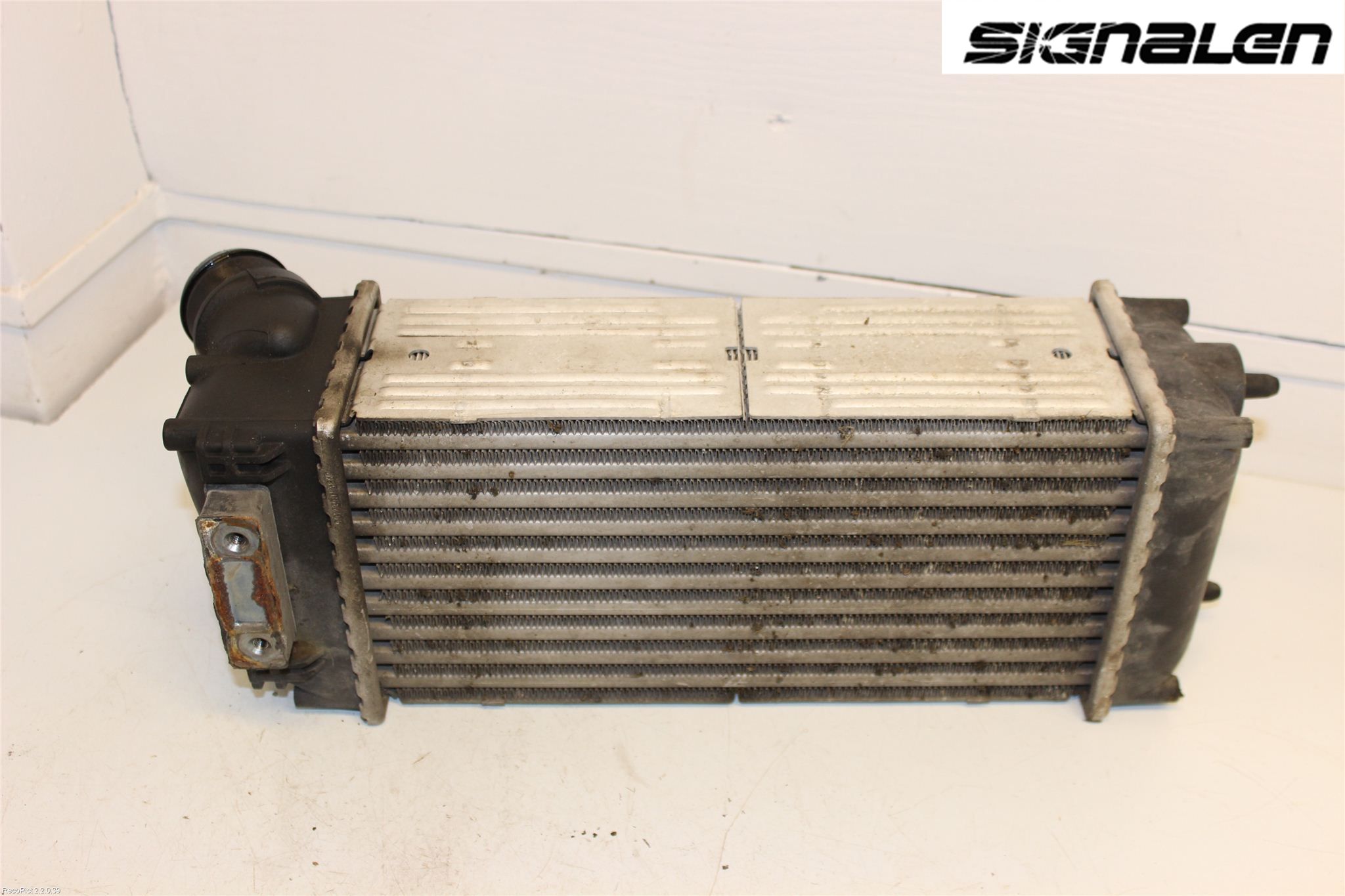 Peugeot 307     05-08 Intercooler Radiator