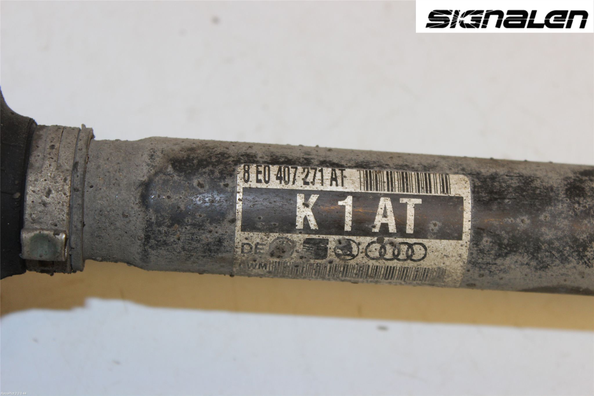 Audi A4/S4 05-07 Drivaksel Foran Kompl Venstre