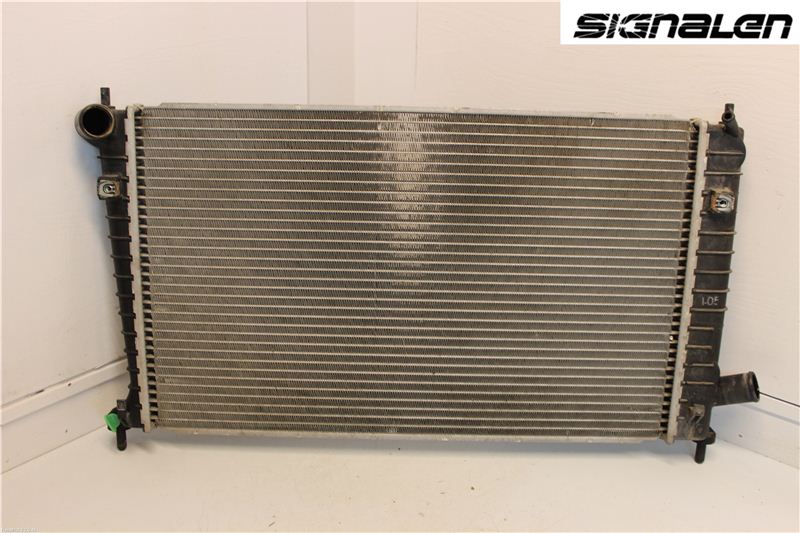 Saab 9-5 -05 Radiator Manuell