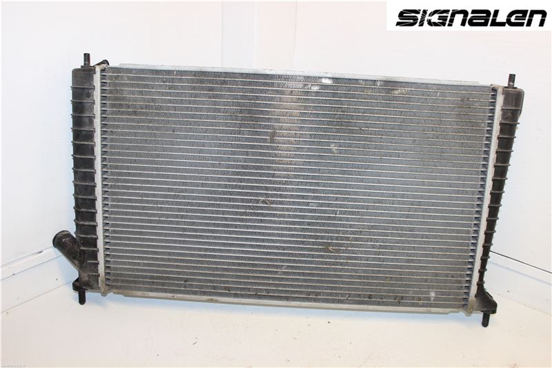 Saab 9-5 -05 Radiator Manuell