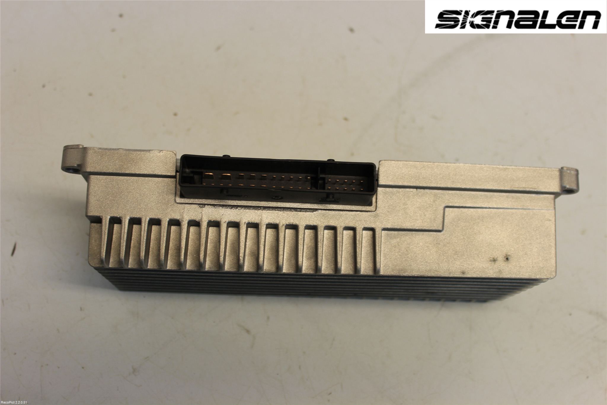 Audi A4/S4 08-11 Stereo Forsterker