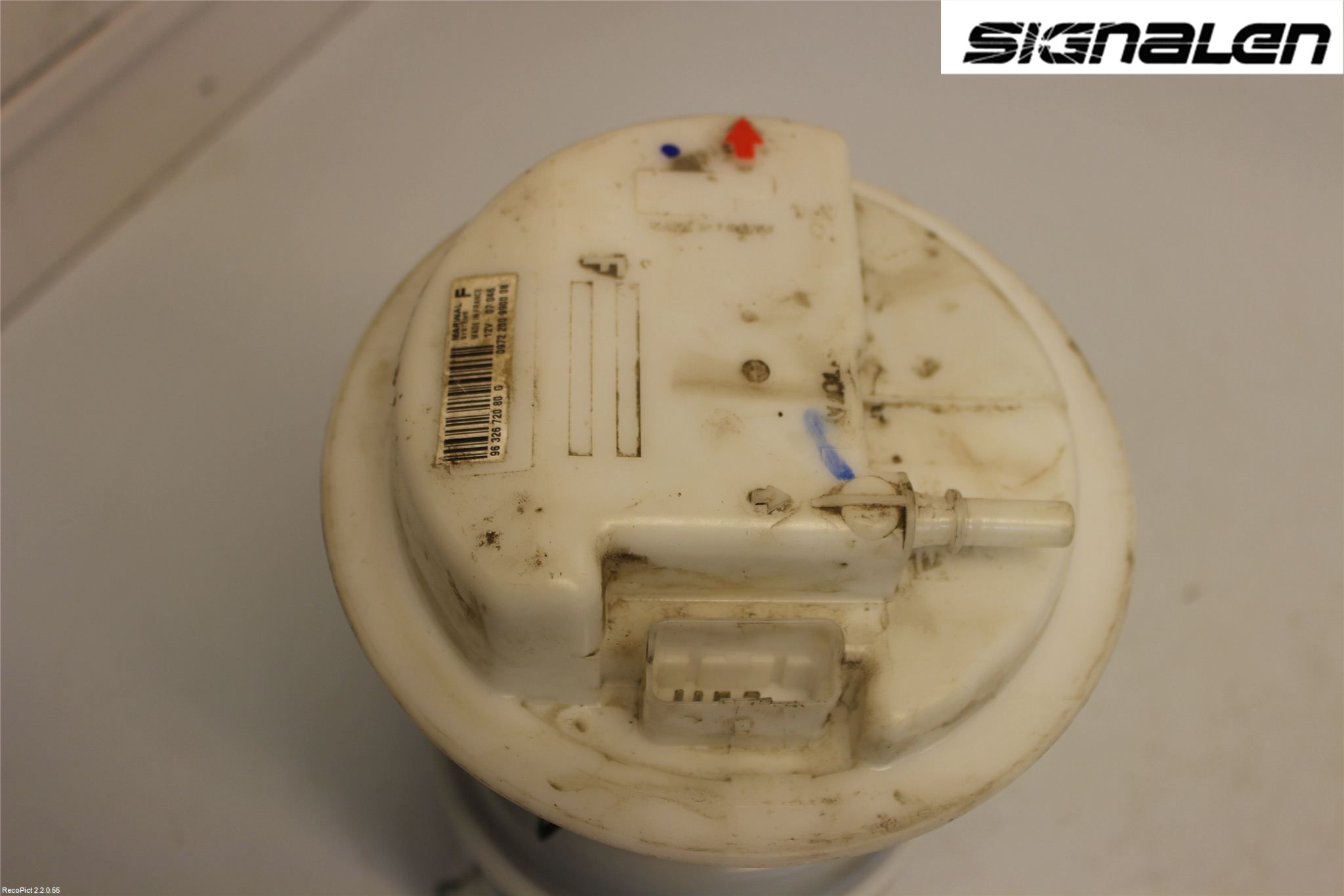 Citroen C5     05-08 Drivstoffpumpe Fødepumpe El