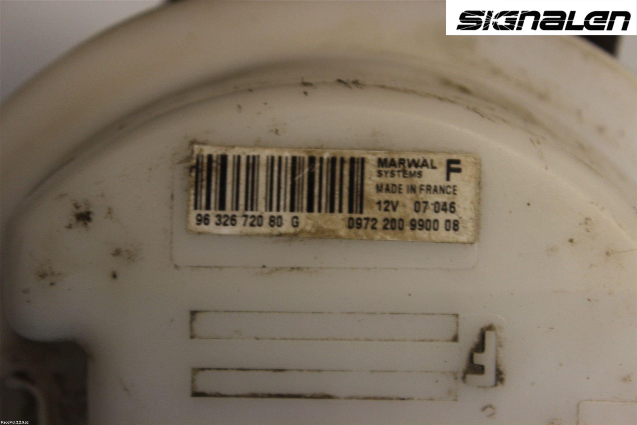 Citroen C5     05-08 Drivstoffpumpe Fødepumpe El