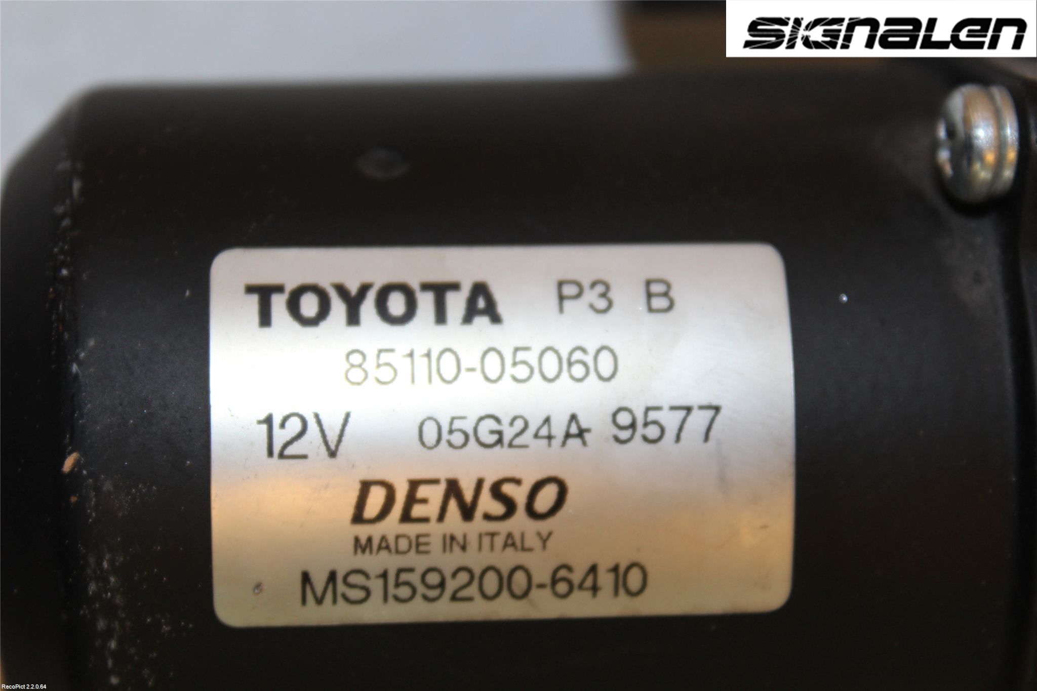Toyota AVENSIS 03-06 Viskermotor Frontrute