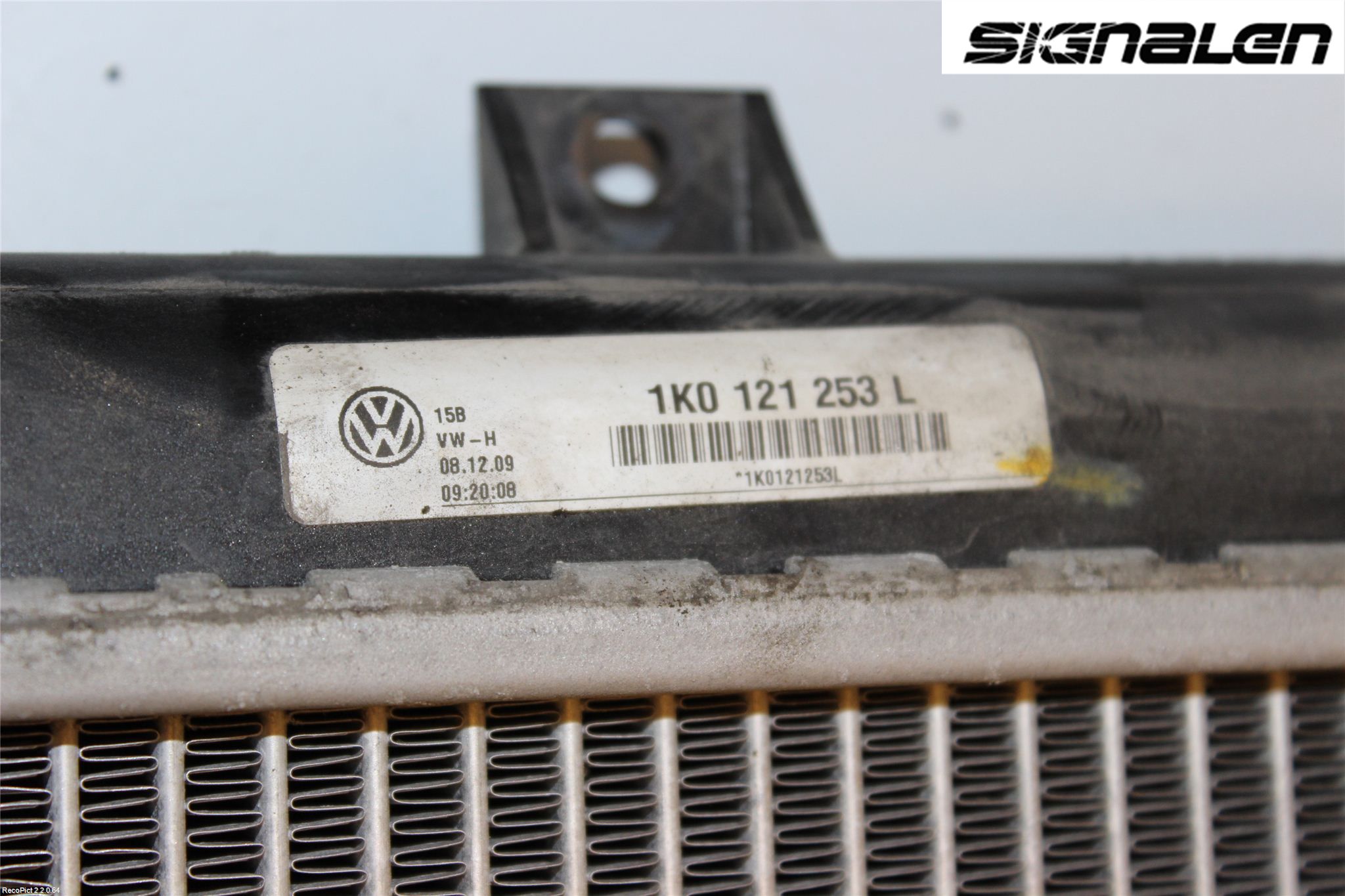 Volkswagen VW PASSAT 05-11 Radiator Manuell