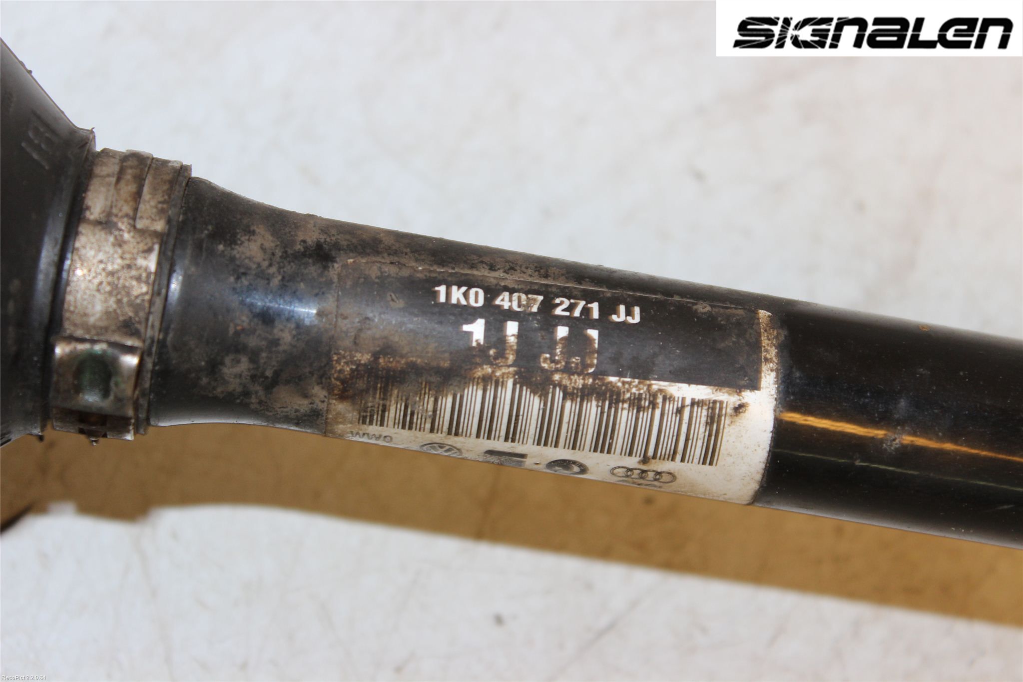 Volkswagen VW PASSAT 11-14 Drivaksel Foran Kompl Venstre