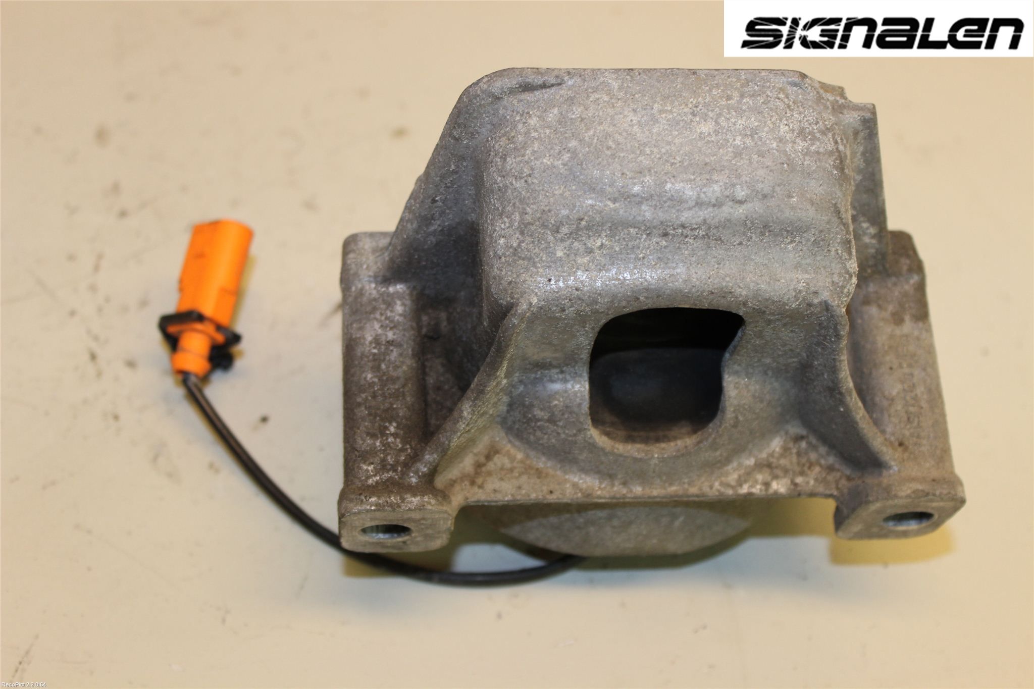 Audi A4/S4 08-11 Motor Feste Gummi