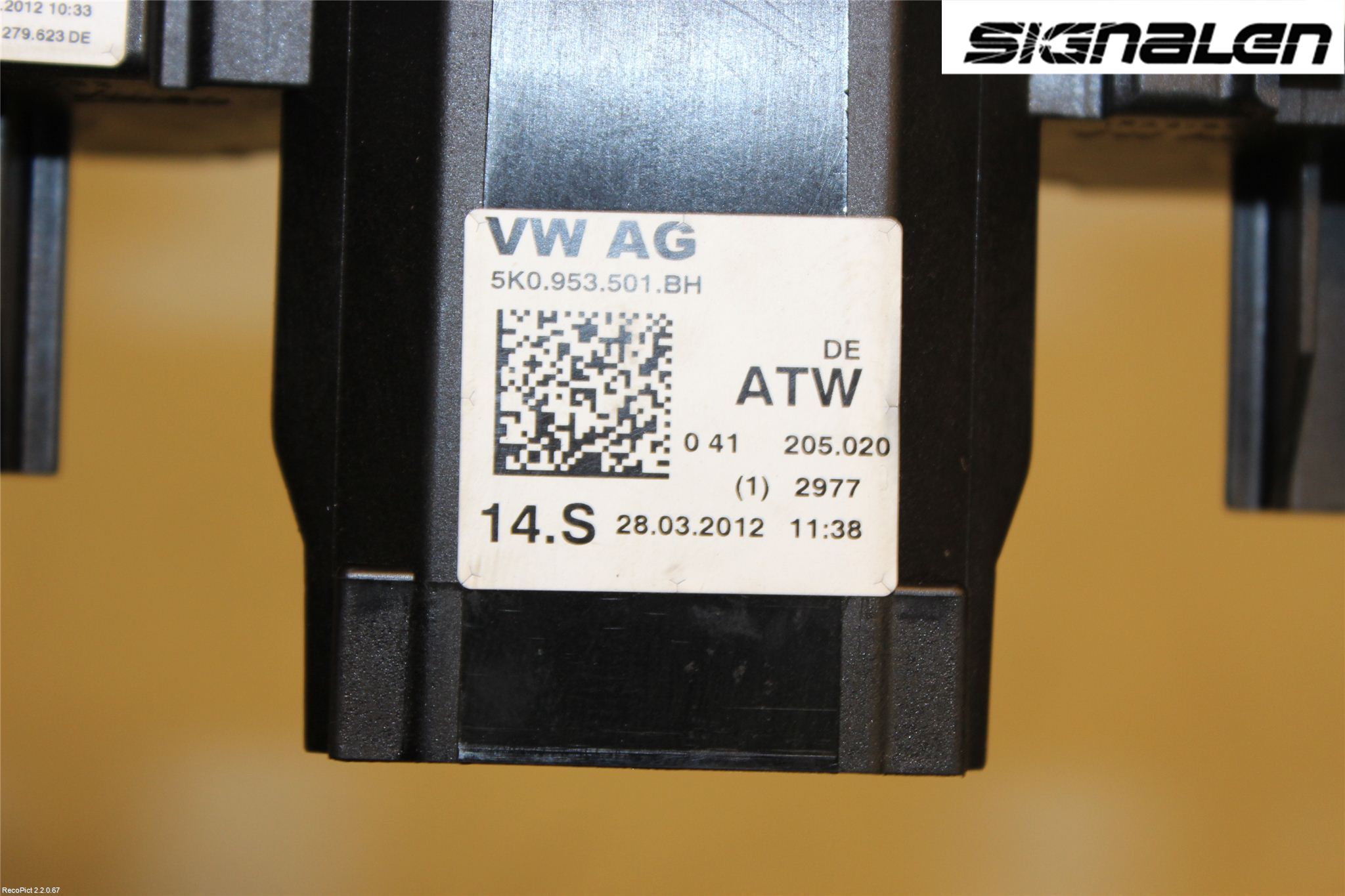 Volkswagen VW TOURAN 10-15 Bryter Ratt Kombi H Og V