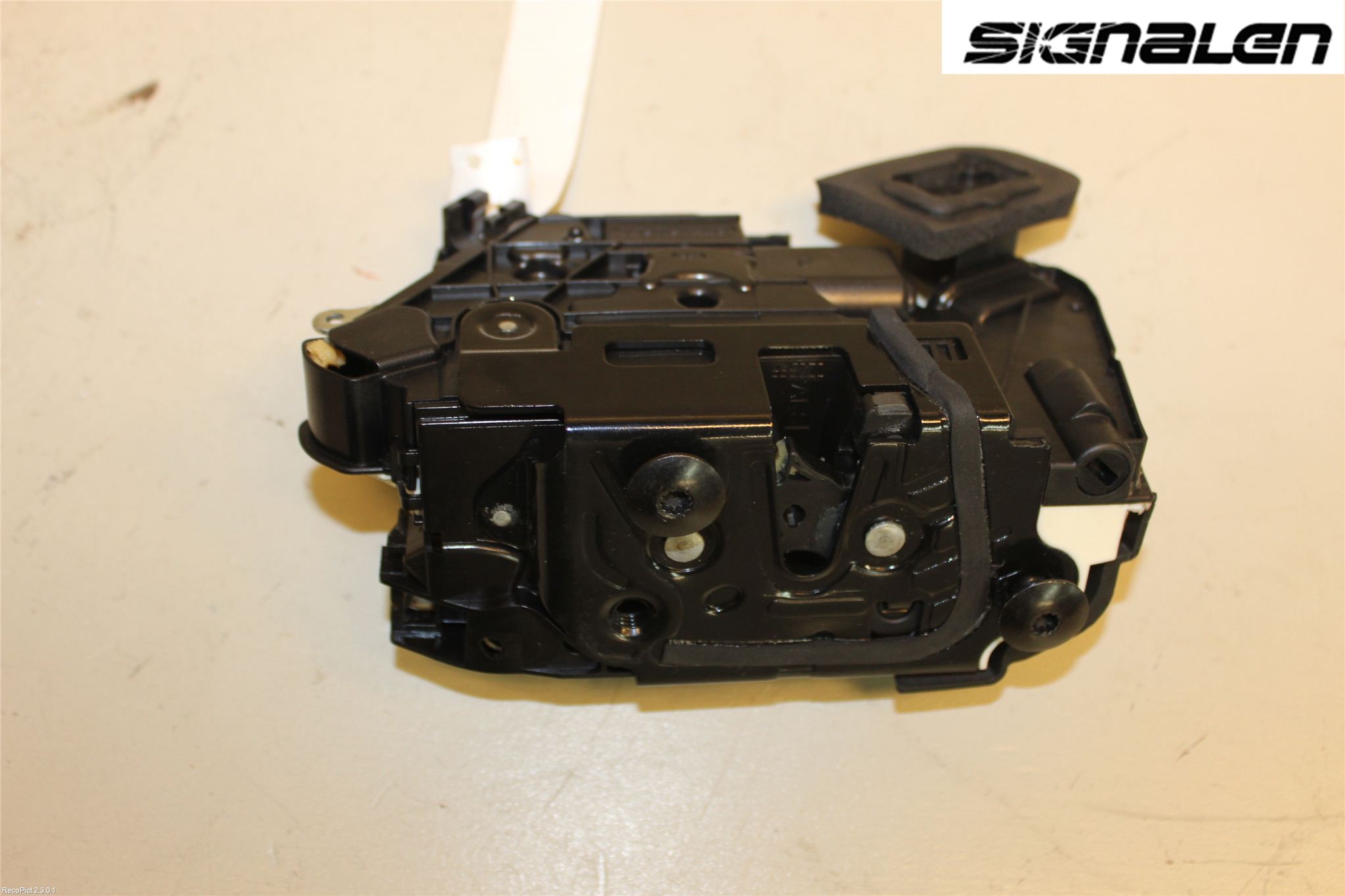 Volkswagen VW GOLF VI 09-13 Dørlås - Låsekasse