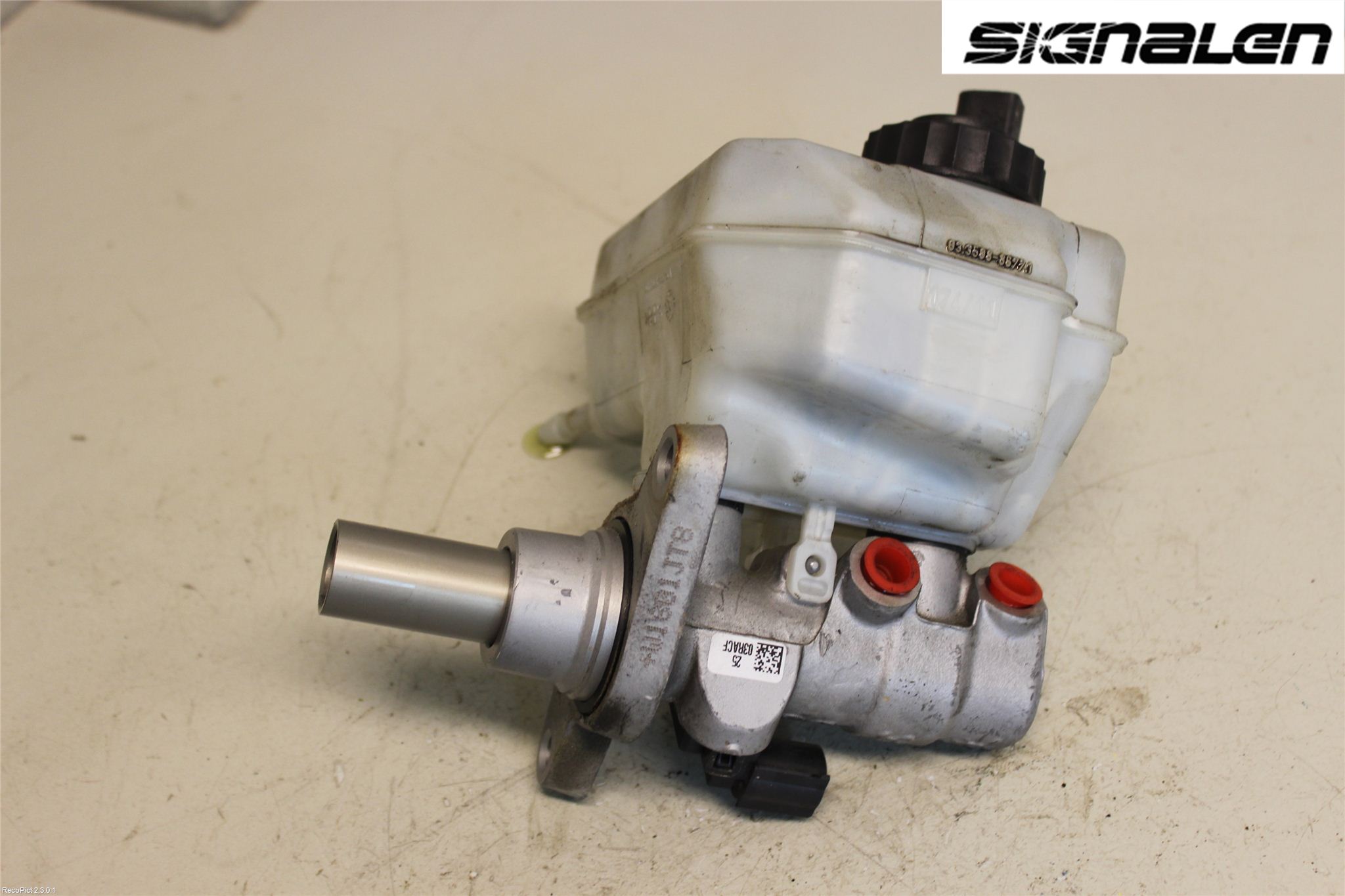 Volkswagen VW PASSAT 11-14 Brems Hovedsylinder