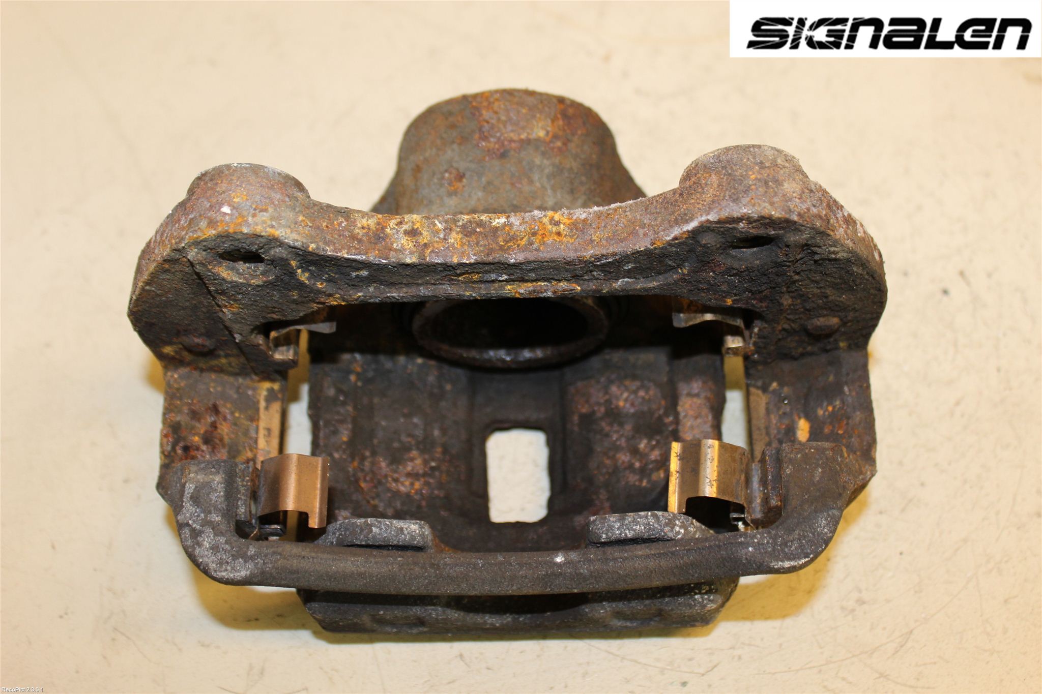 Opel INSIGNIA 09-16 Bremsecaliper Foran Venstre