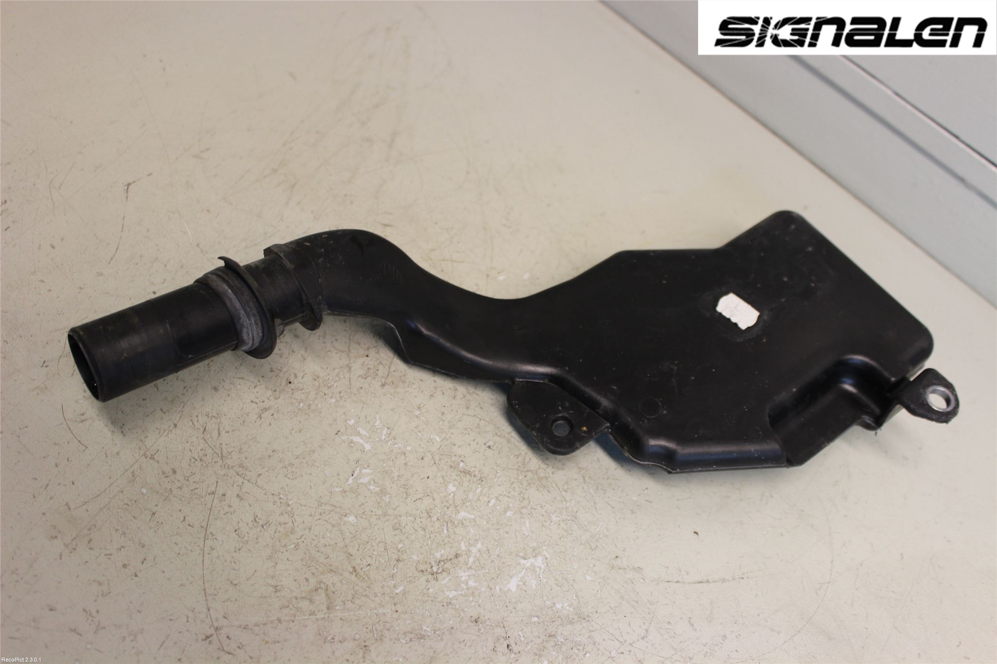 Audi A4/S4 08-11 Spylerbeholder Frontrute-Lykte