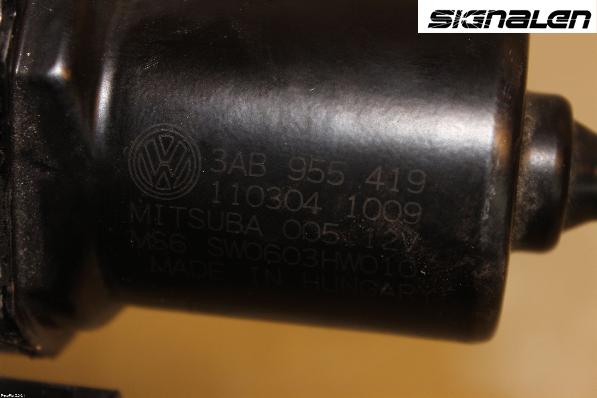 Volkswagen VW PASSAT 11-14 Viskermotor Frontrute