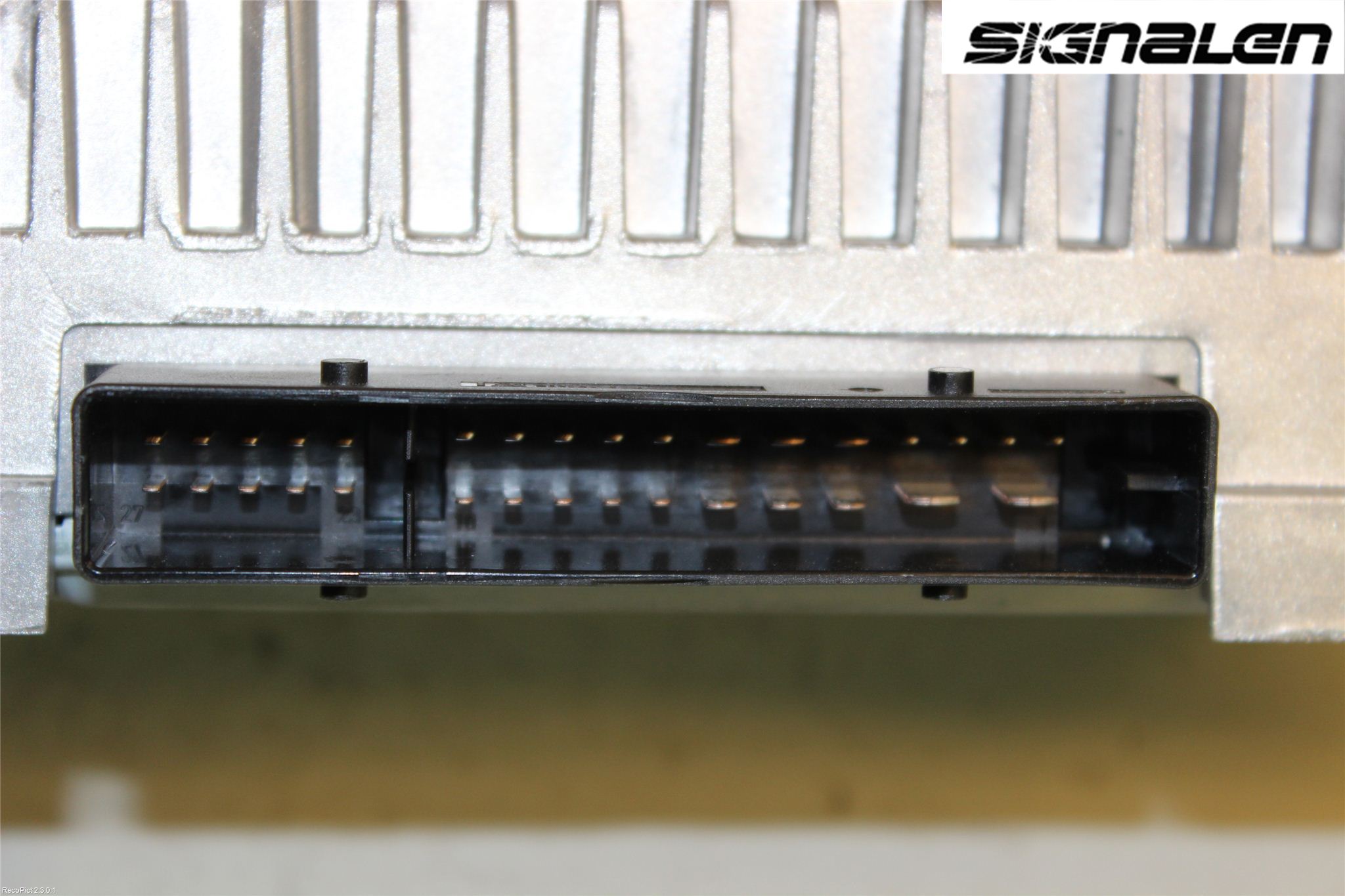 Audi Q5 09-16 Stereo Forsterker