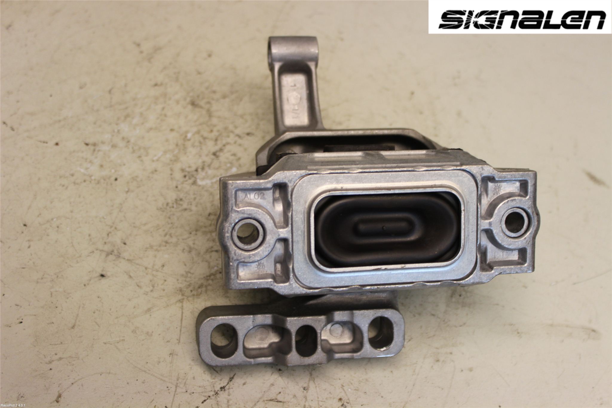Audi Q3 8U 12-18 Motor Feste Gummi