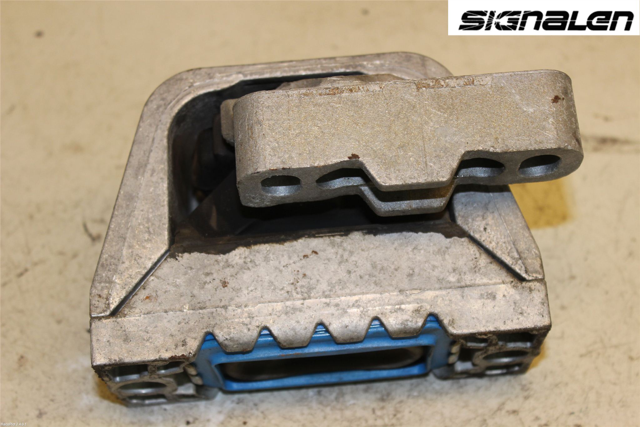 Volkswagen VW PASSAT 05-11 Motor Feste Gummi