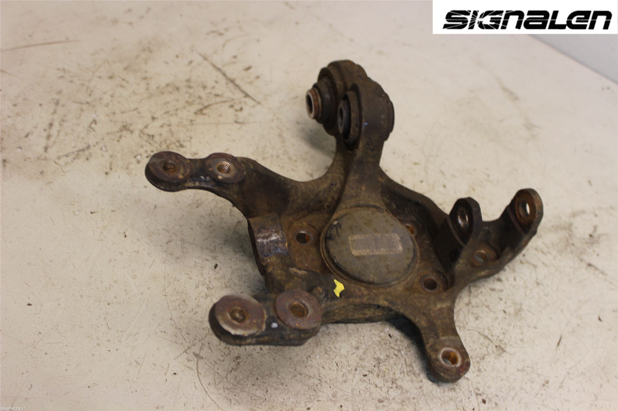 Hyundai i30 FD 07-12 Spindel Vb