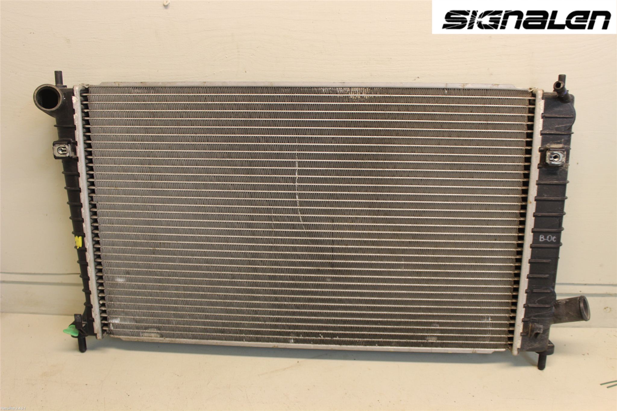 Saab 9-5     06-10 Radiator Manuell