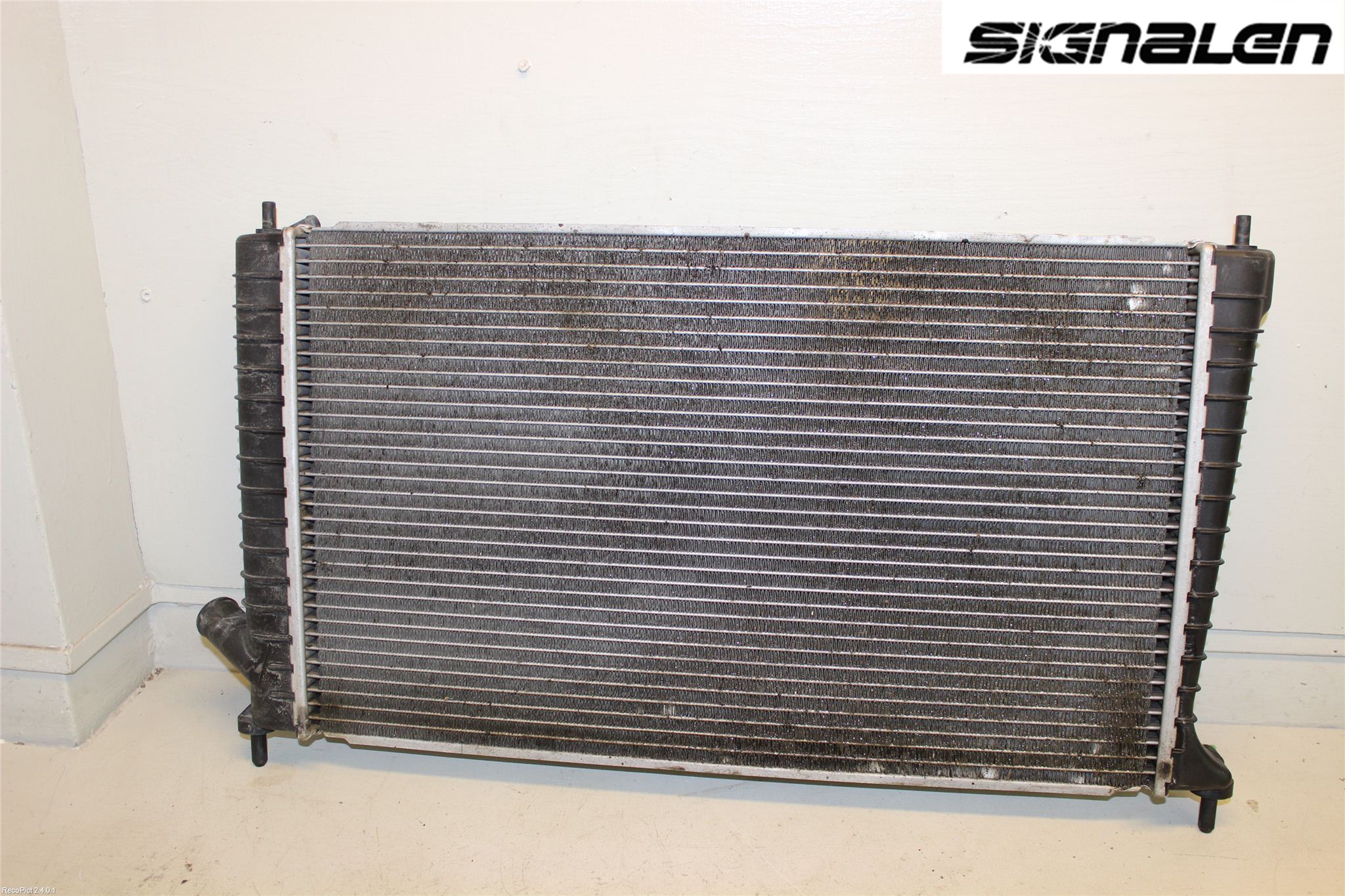 Saab 9-5     06-10 Radiator Manuell