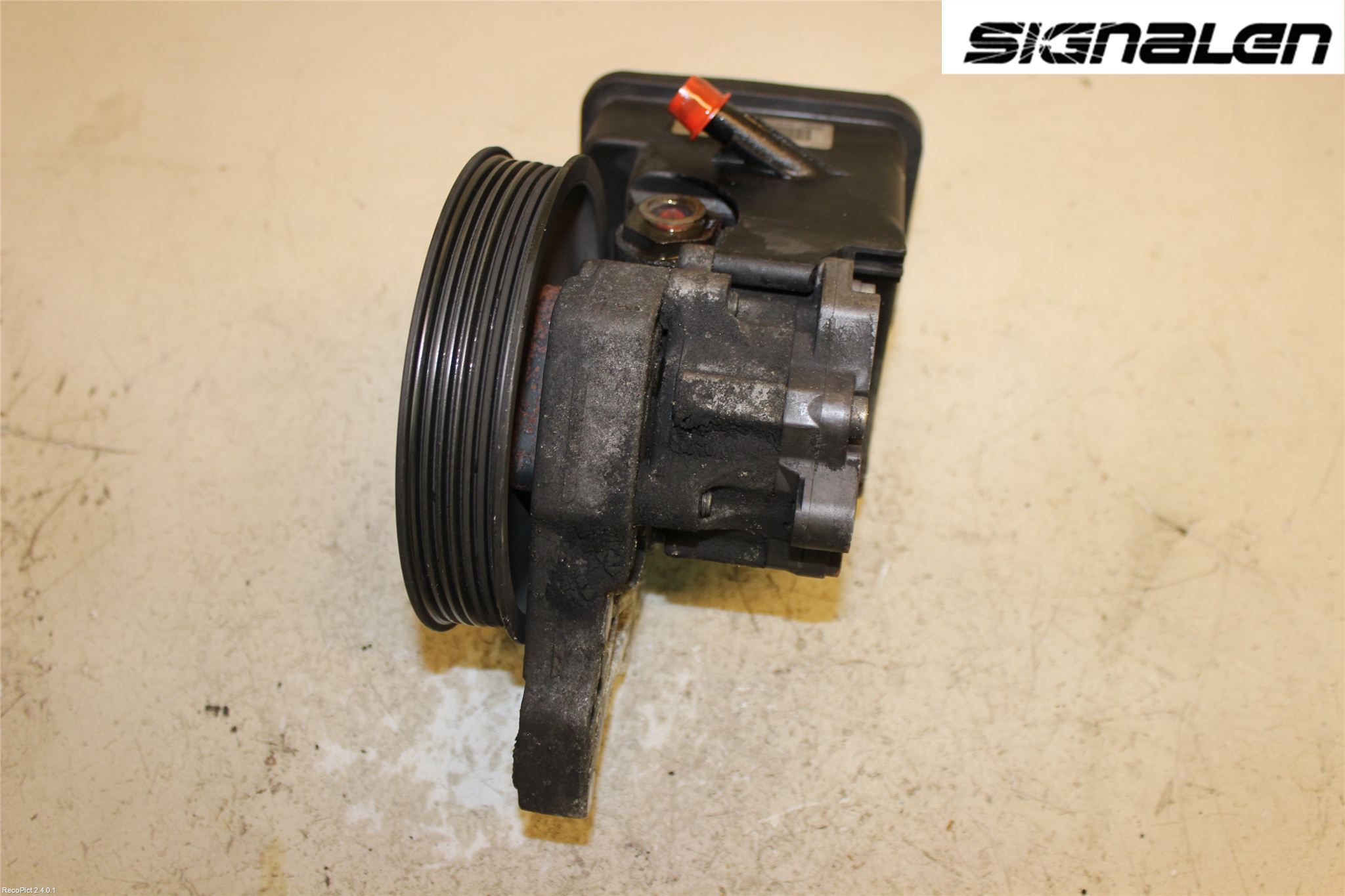 BMW 5 E60/61 Sed/Tou 02-10 Servo Pumpe